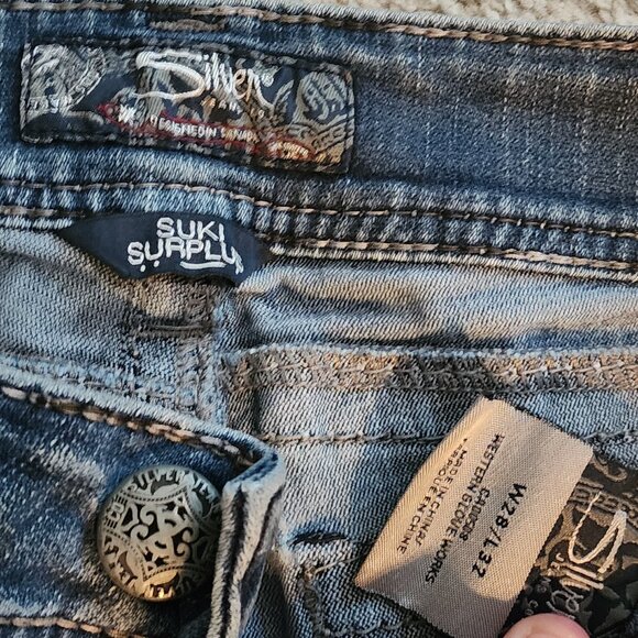 Silver Suki Straight - Picture 1 of 3